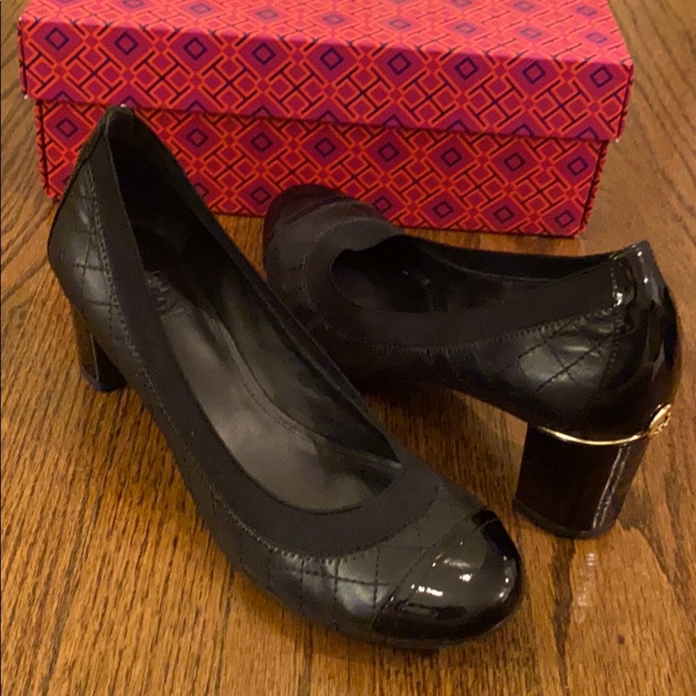 Tory Burch Carrie Quilted Soft Patent Pumps